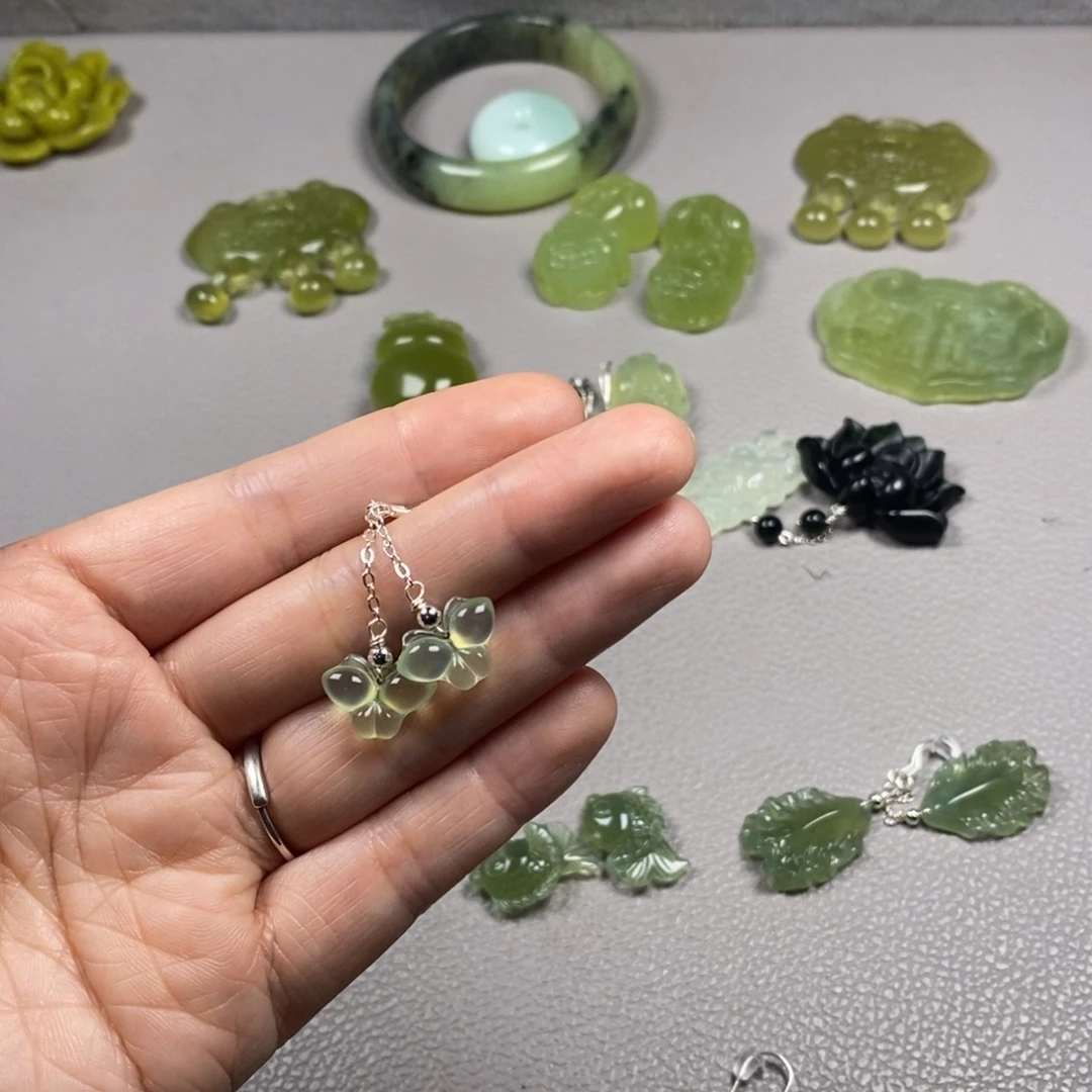 蛇纹石玉未镶嵌挂件耳饰耳环项链