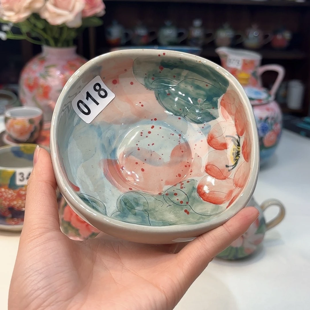 瓷片兔兔好可爱啊我