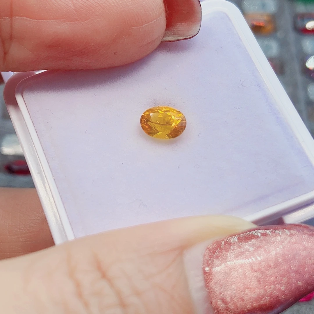 彩色蓝宝石裸石黄蓝宝1.07克拉