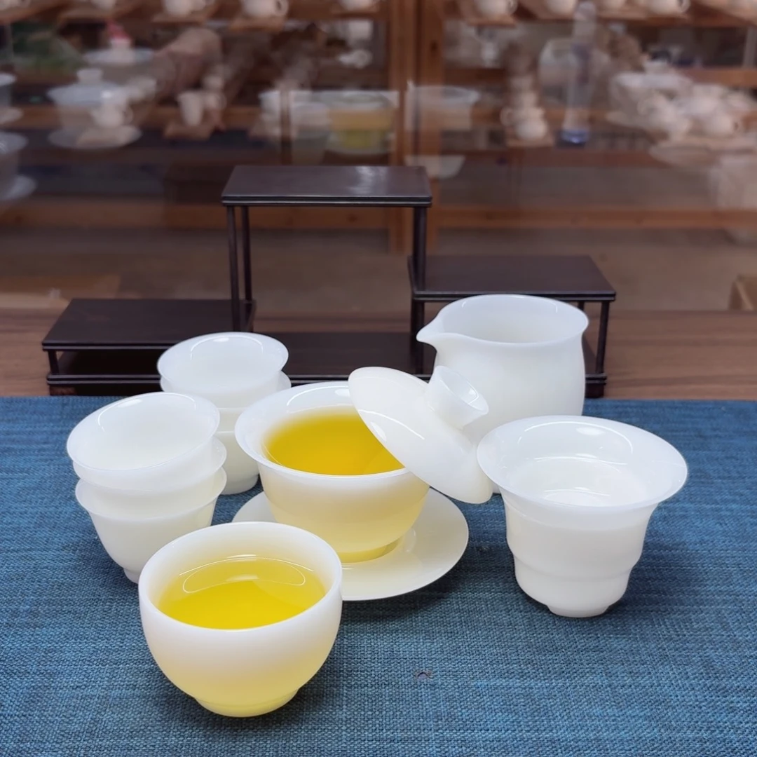 璞玉冰种玉瓷茶具