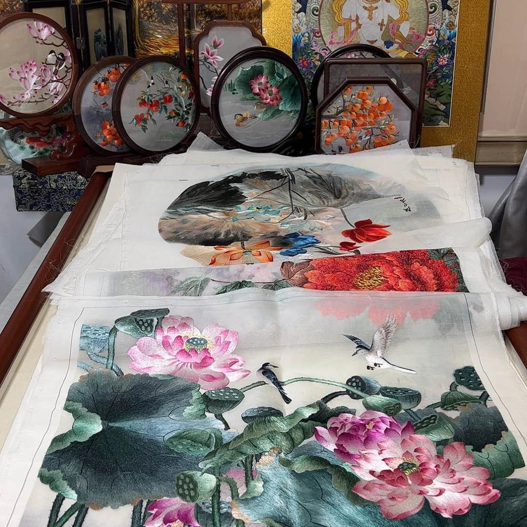 我***天刺绣纯手工刺绣画