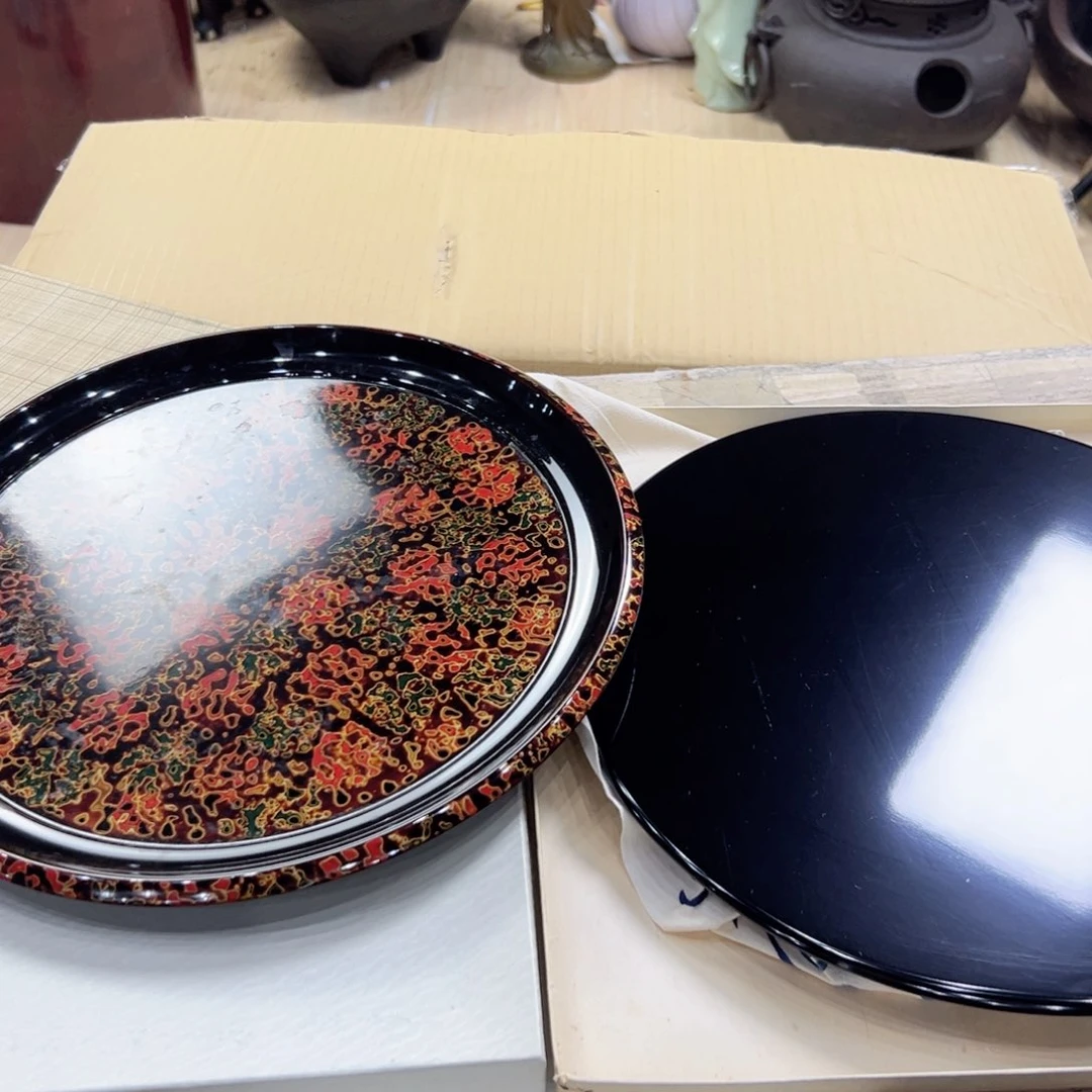 瓷片陶瓷的使用价值极广而且