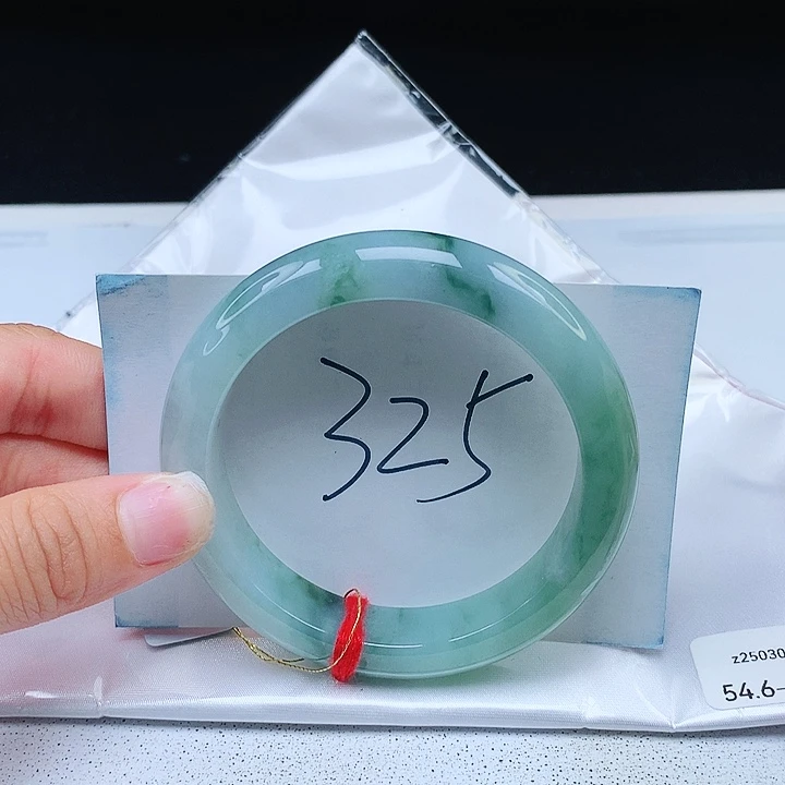 翡翠手镯未镶嵌54+正圈