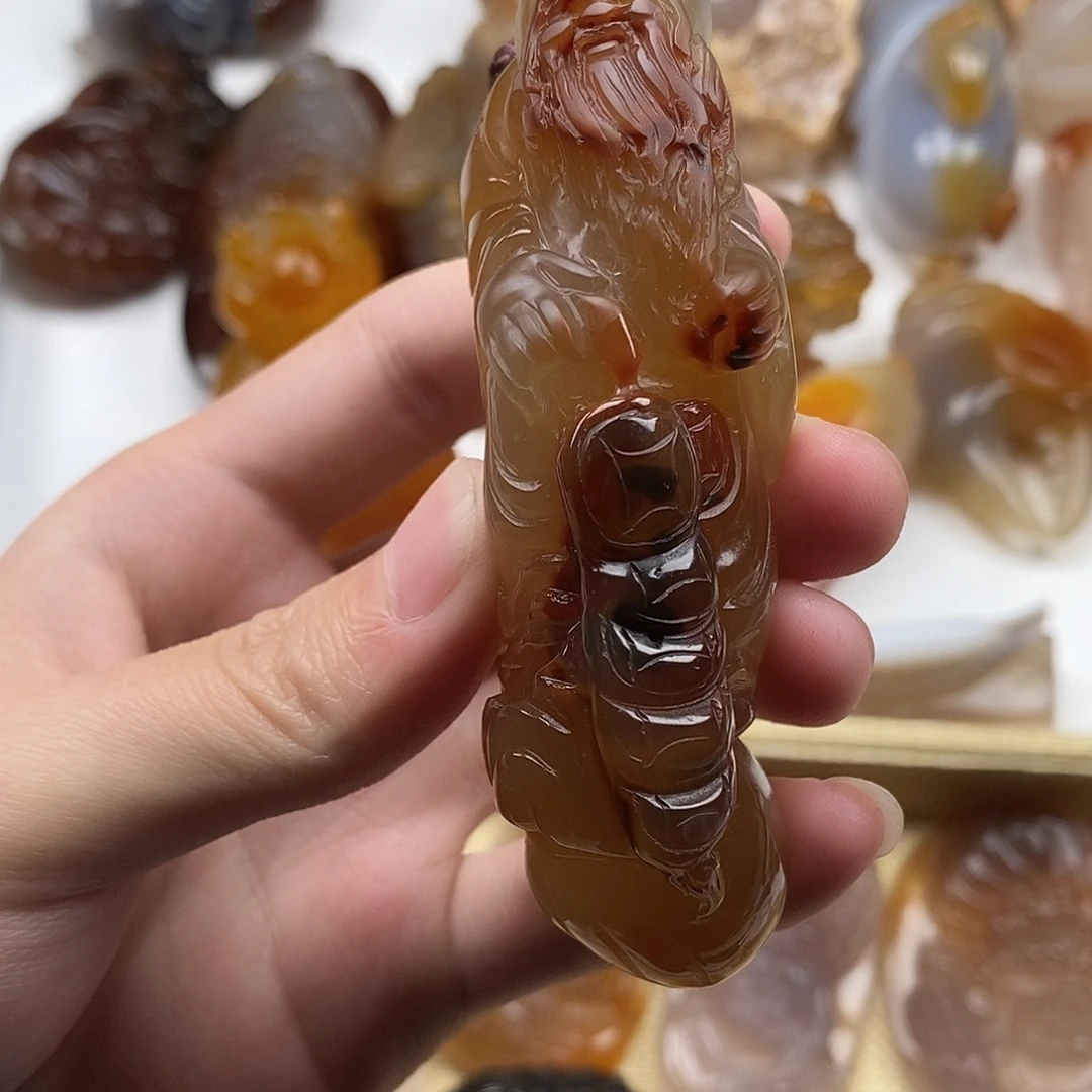 石***转玛瑙/玉髓未镶嵌颈饰