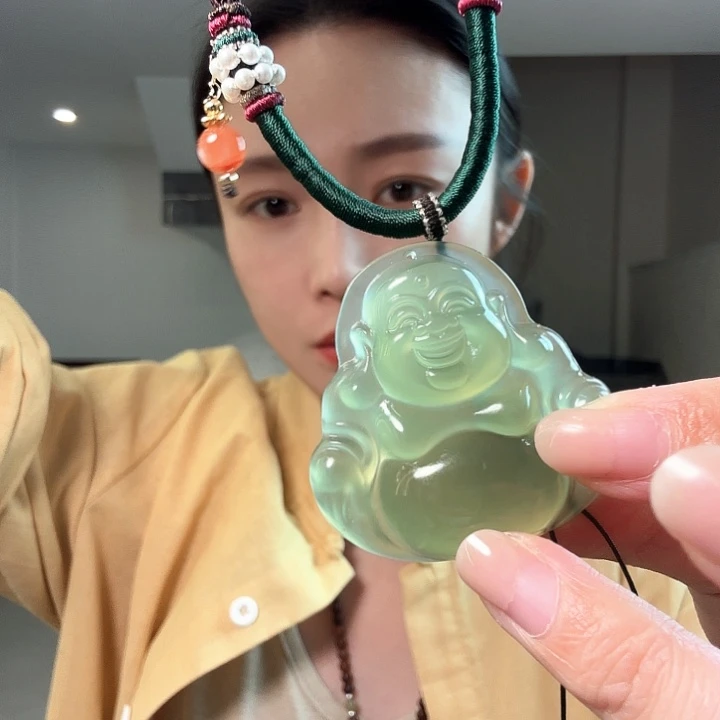 ****⁸未镶嵌蛇纹石玉颈饰