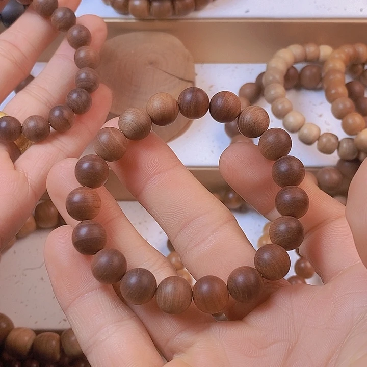 檀香木其他焦糖。。