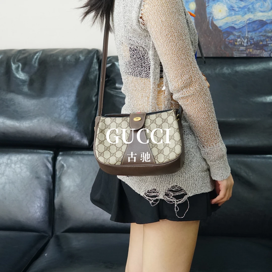 95新 GUCCI/古驰 老花斜挎包/F5JJ11109116/9116
