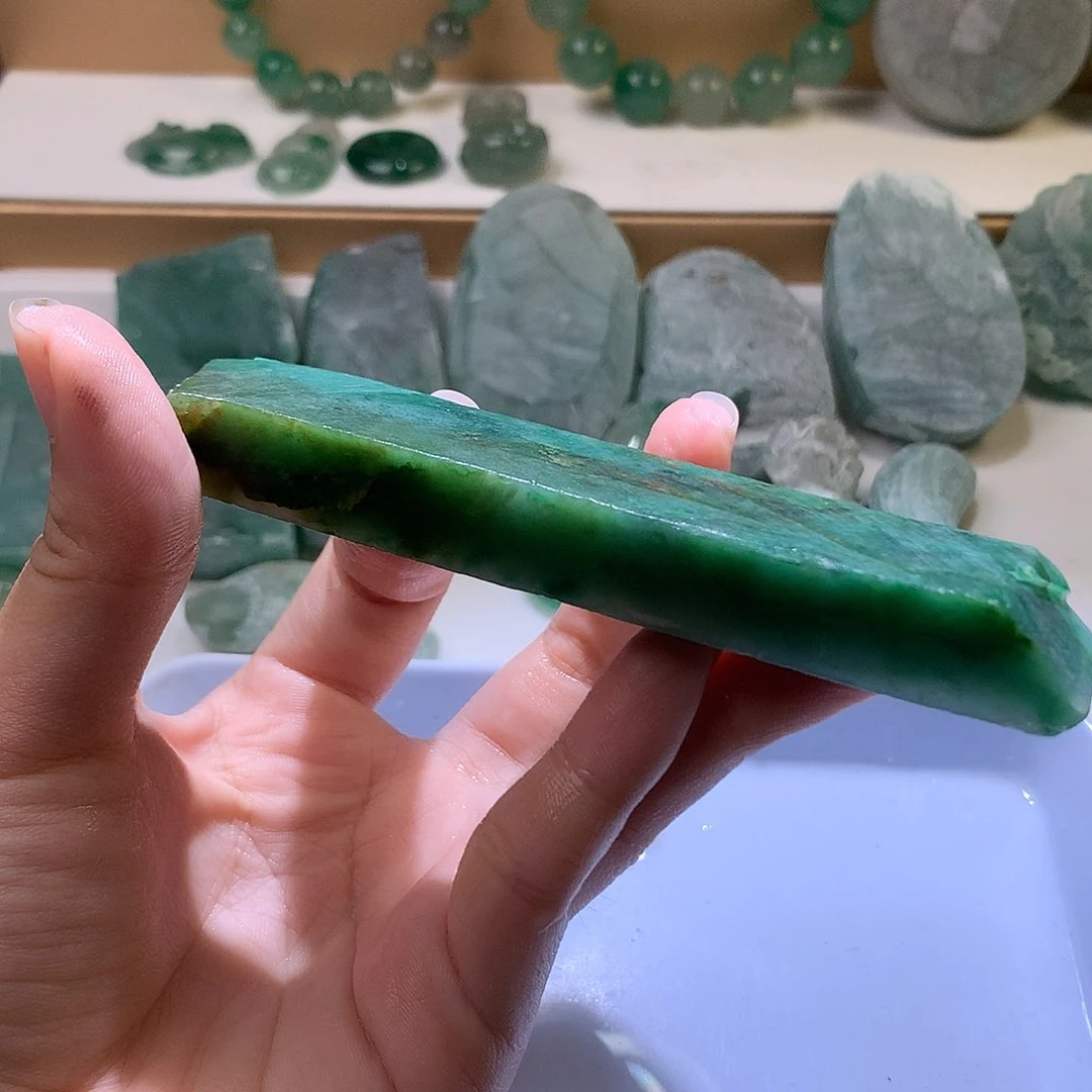 石英质玉未镶嵌珠宝半成品