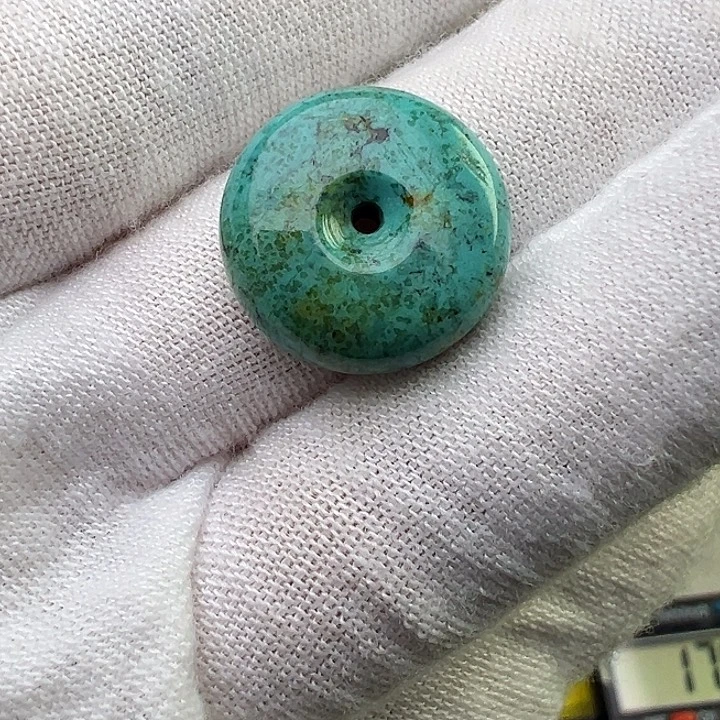 绿松石足铂镶嵌珠宝奇石