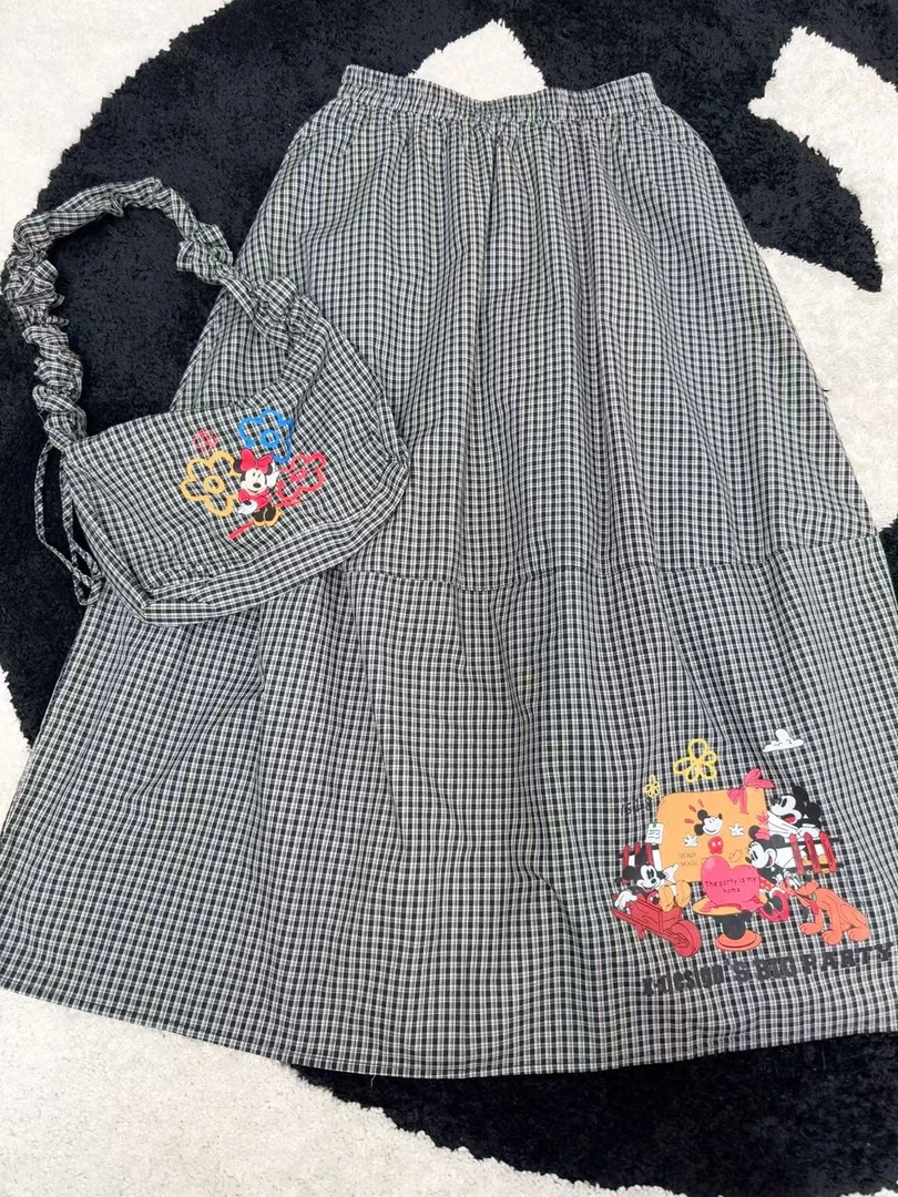 《晓辰推荐》小众设计卡通刺绣松紧腰格子减龄宽松休闲女士半身裙
