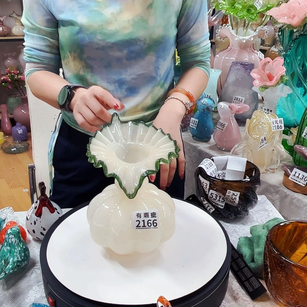 2166瑕明显 家悦琉璃花瓶摆件