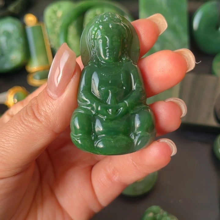 和田玉未镶嵌珠宝奇石