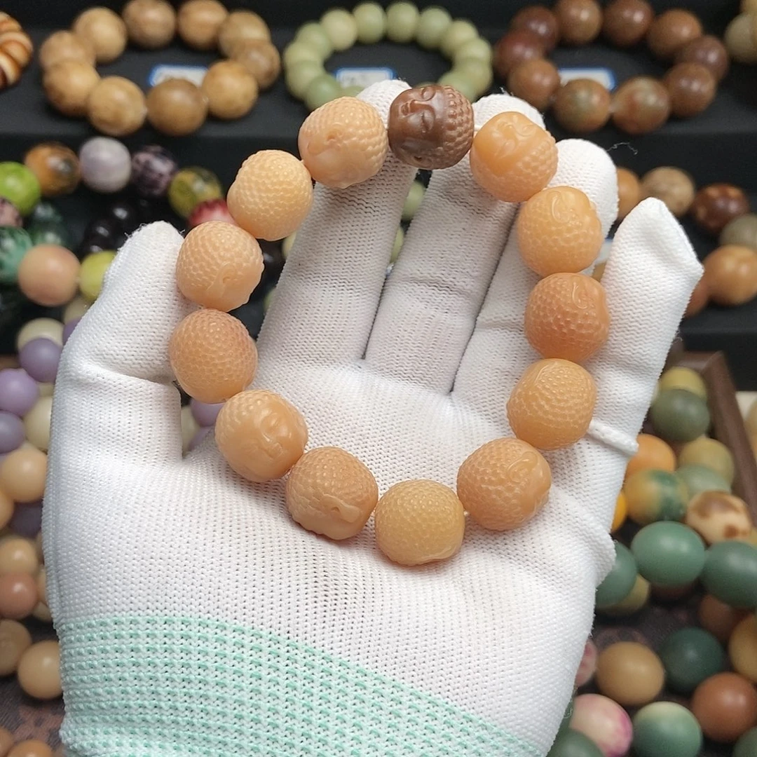 吊坠菩提根/象牙果18mm雕刻手串