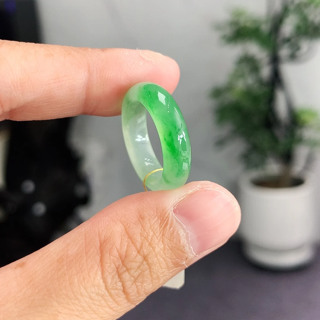 翡翠未镶嵌戒指10-11号