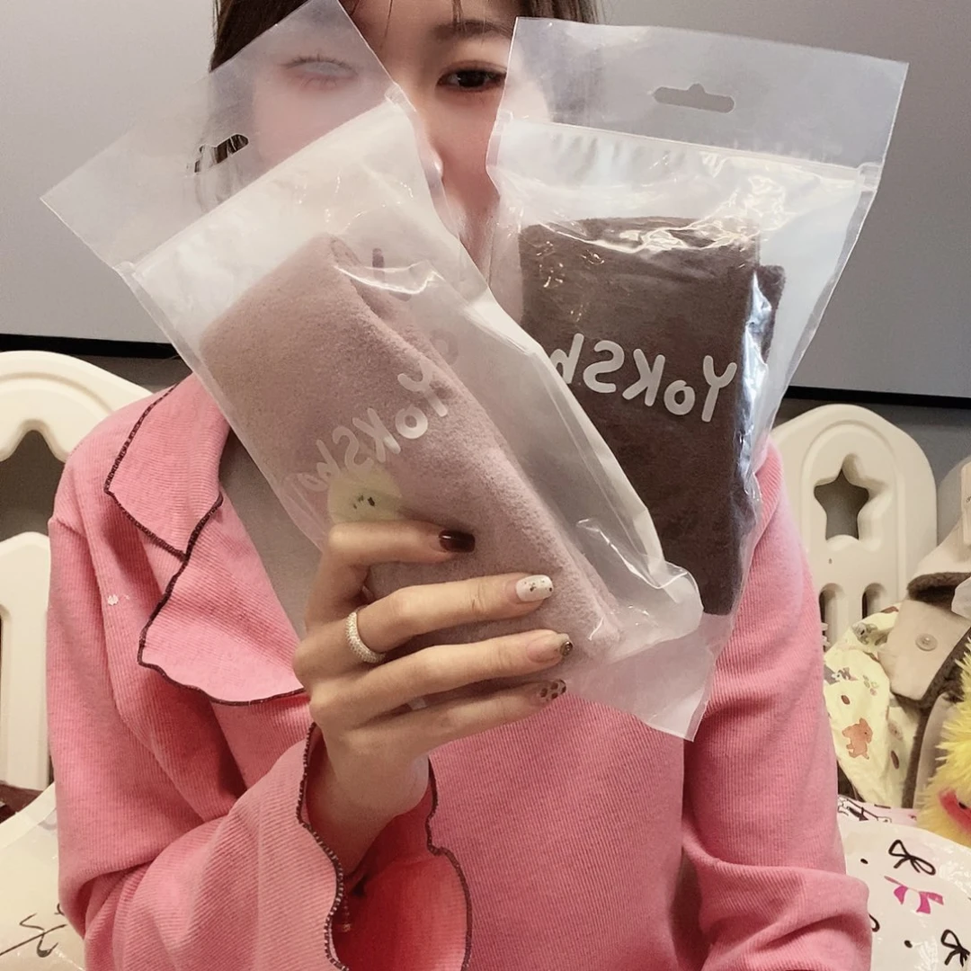 三醋酯纤维开播福利 两条打底裤