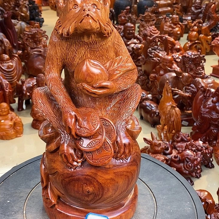 大果紫檀（缅甸花梨）风***！缅甸花梨木猴子