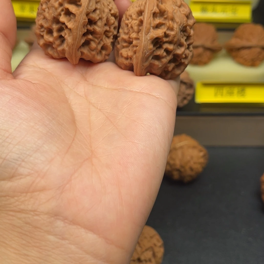 N***B文玩核桃吊坠蛇头46