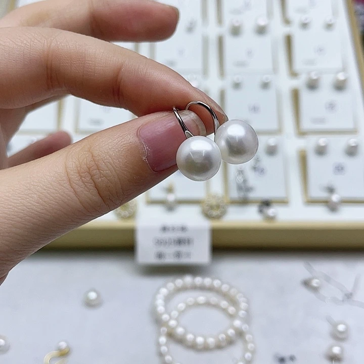 淡水珍珠耳饰银S925镶嵌秋****张