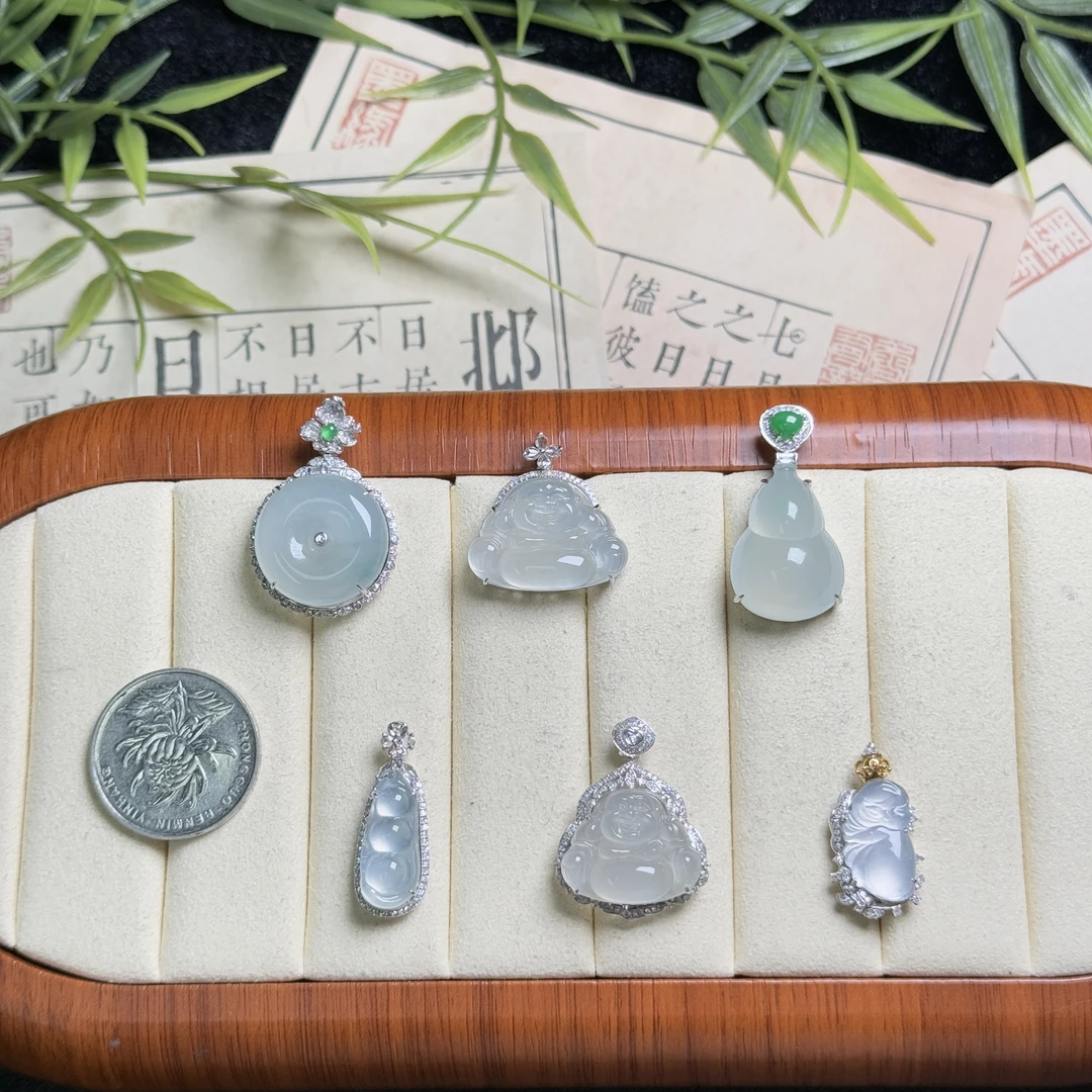 思懿珠宝   18K翡翠吊坠-7800-1-XMG-多样性发一