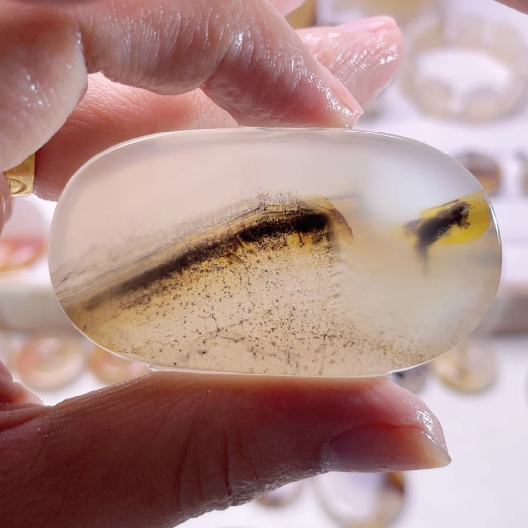 玛瑙/玉髓未镶嵌珠宝奇石