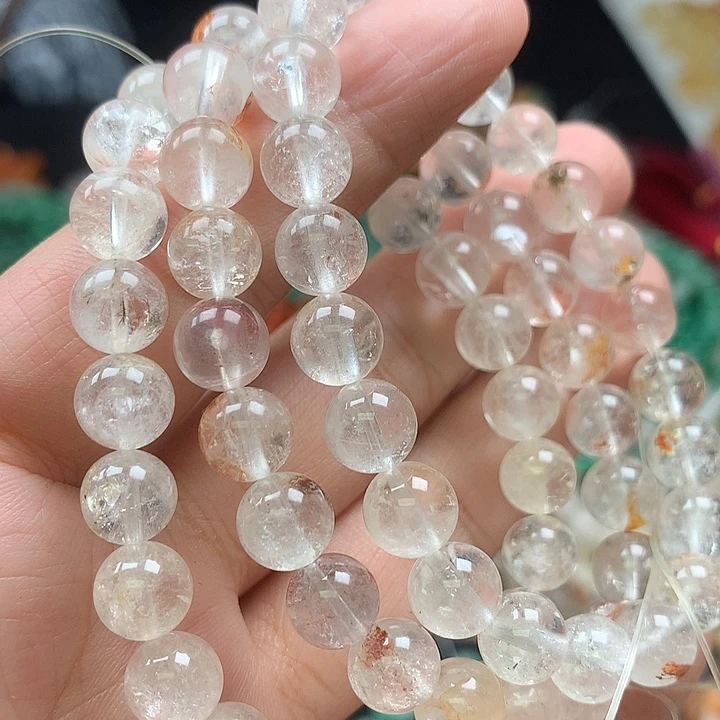 芬***郁石英质玉未镶嵌颈饰