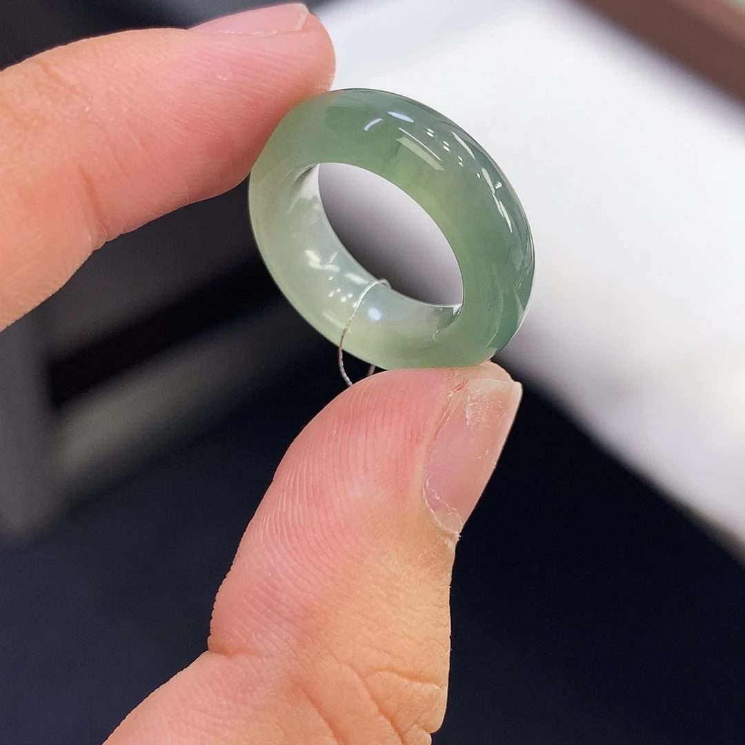翡翠未镶嵌戒指5号