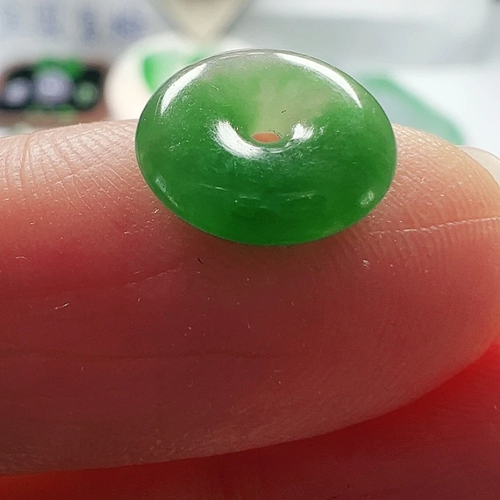 翡翠未镶嵌颈饰翡翠小冰扣