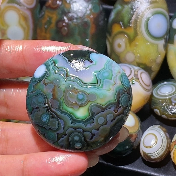 玛瑙/玉髓未镶嵌珠宝奇石56