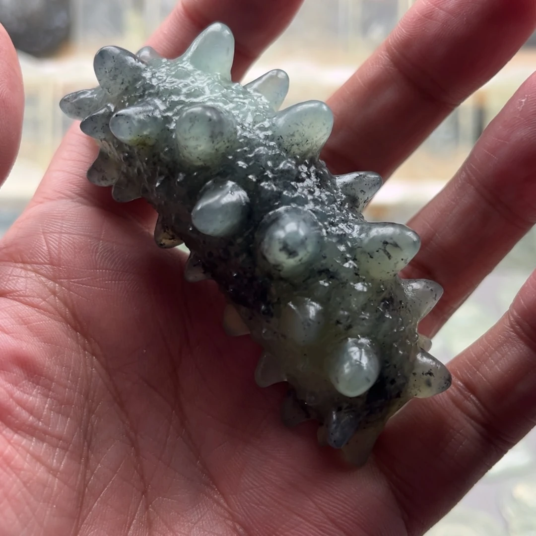 未镶嵌蛇纹石玉颈饰