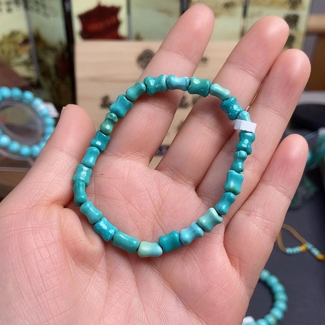 绿松石配饰未镶嵌