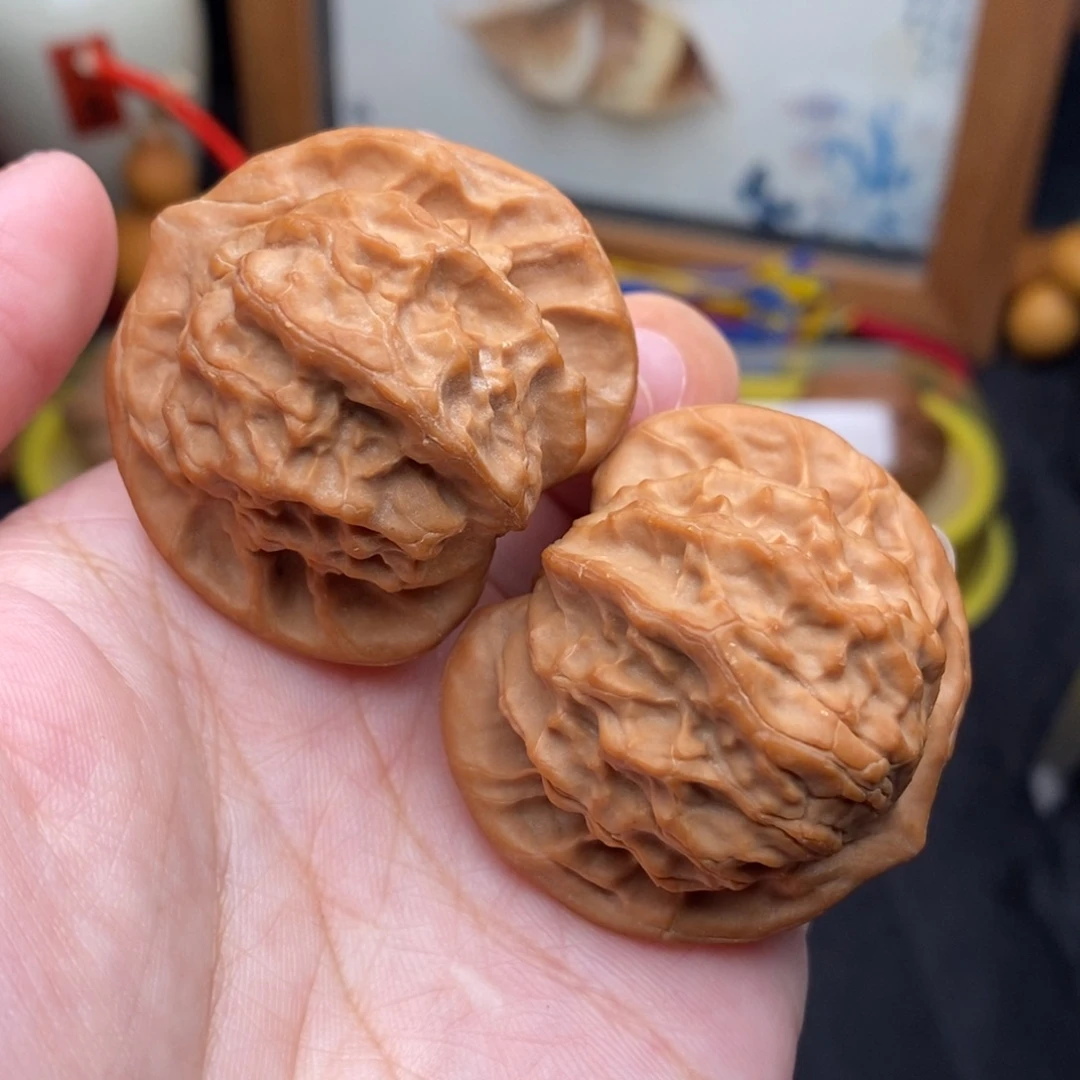 文玩核桃把件40.5大耳朵图图