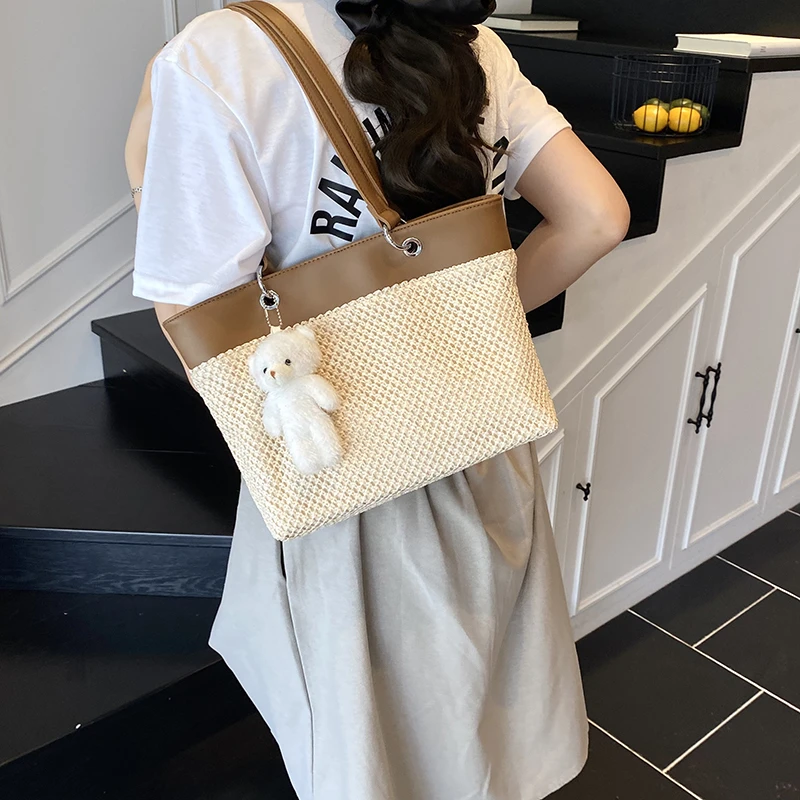 小众设计大容量编织包2025夏季新款草编沙滩包托特包编织单肩包