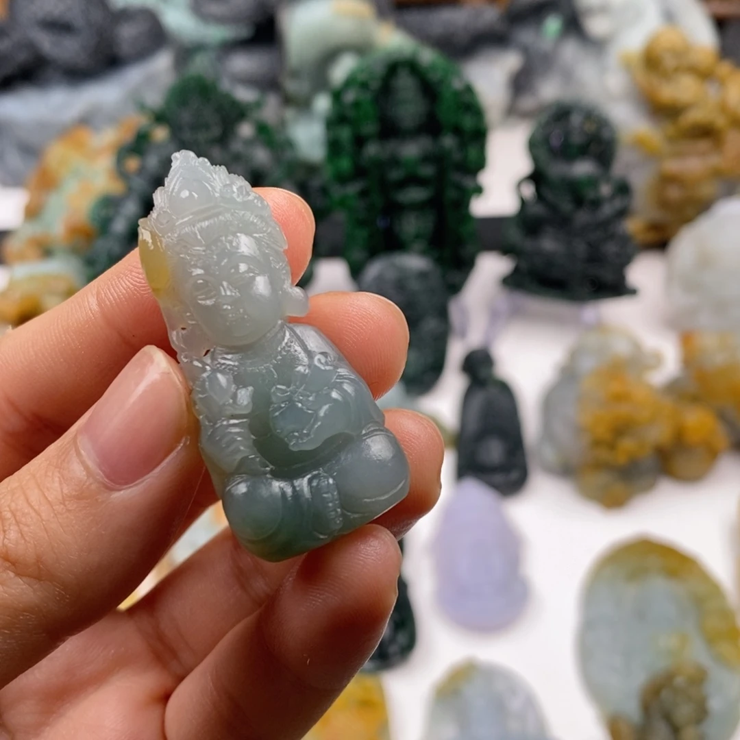 定制翡翠未镶嵌翡翠