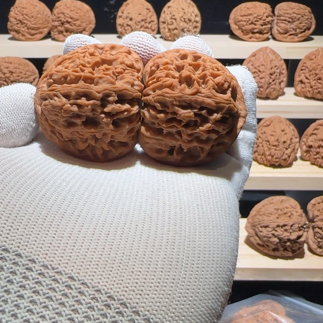 冬***阳吊坠文玩核桃43团子