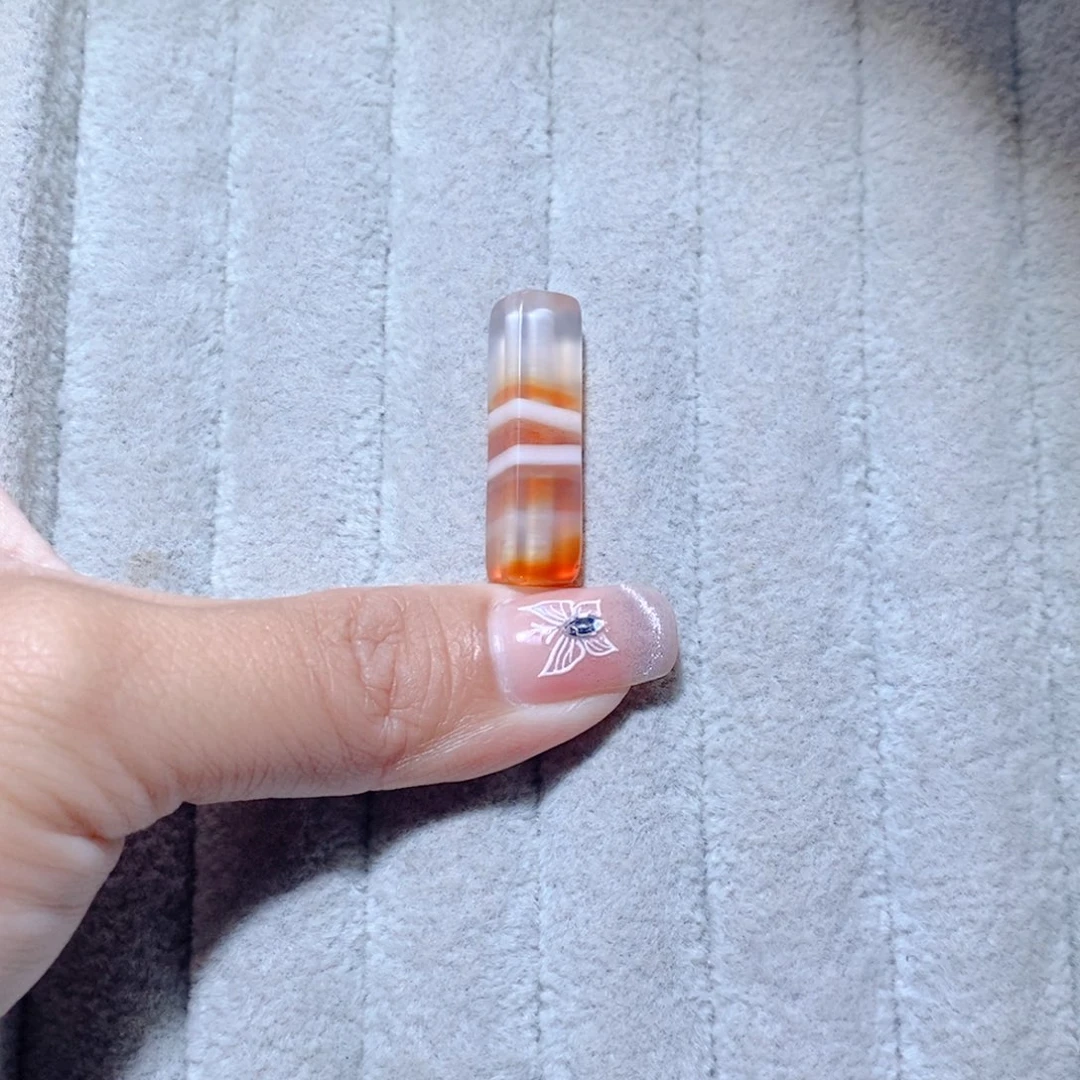 L***思玛瑙/玉髓颈饰未镶嵌