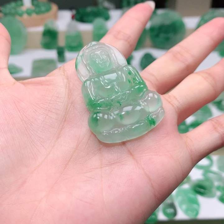 颈饰未镶嵌石英质玉z***_