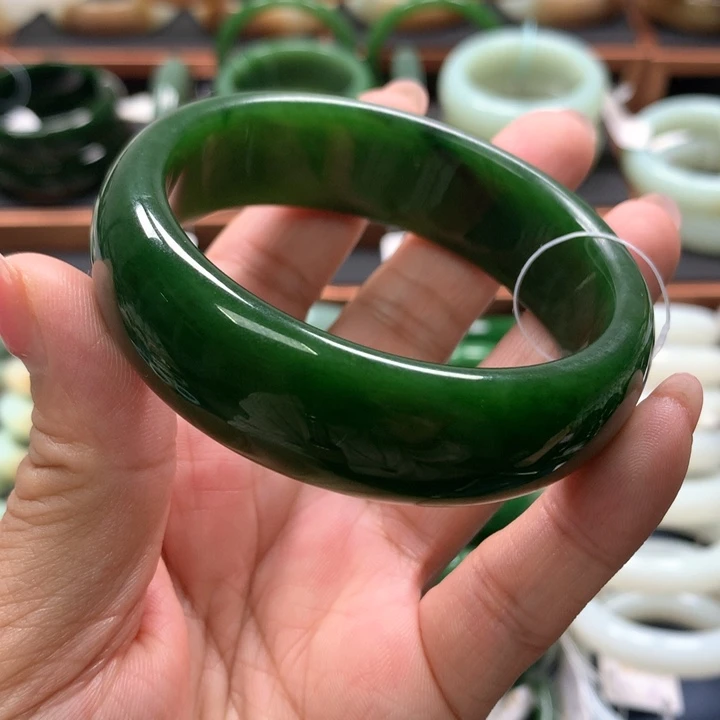 【闪购商品】未镶嵌手镯和田玉11