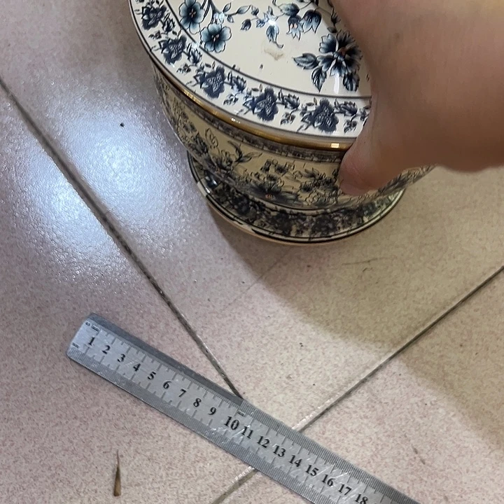 陶瓷瑕。。。。。。。。。。。。。。。。