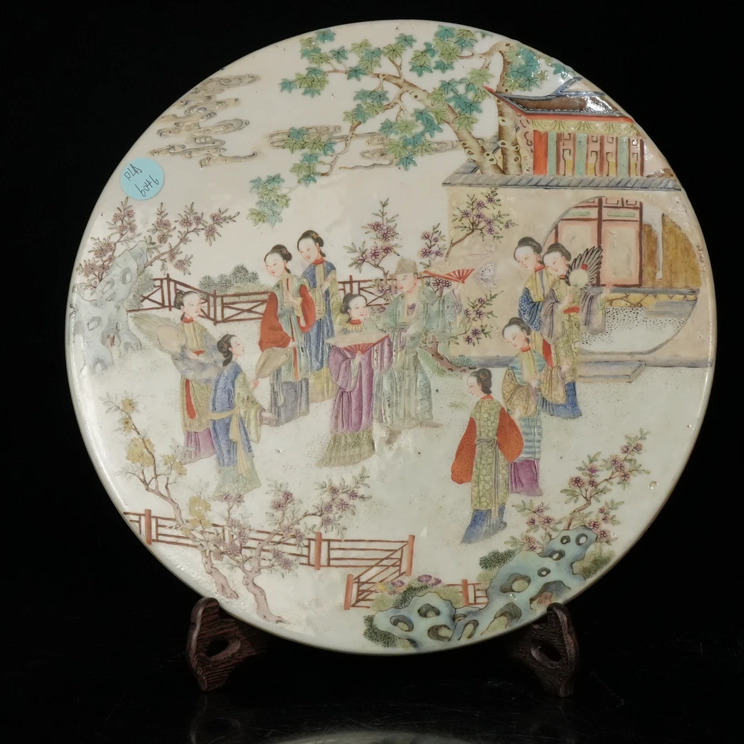 lot16336 6046 清咸丰 粉彩人物故事瓷板 D:29.5