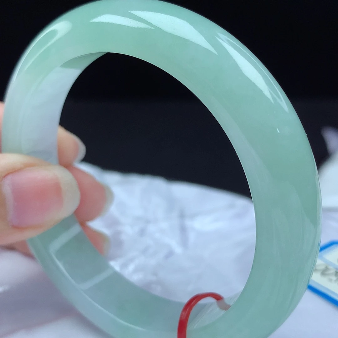 未镶嵌手镯翡翠6618，