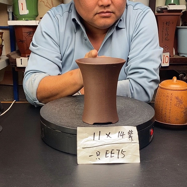 紫砂花盆货号一只EE75