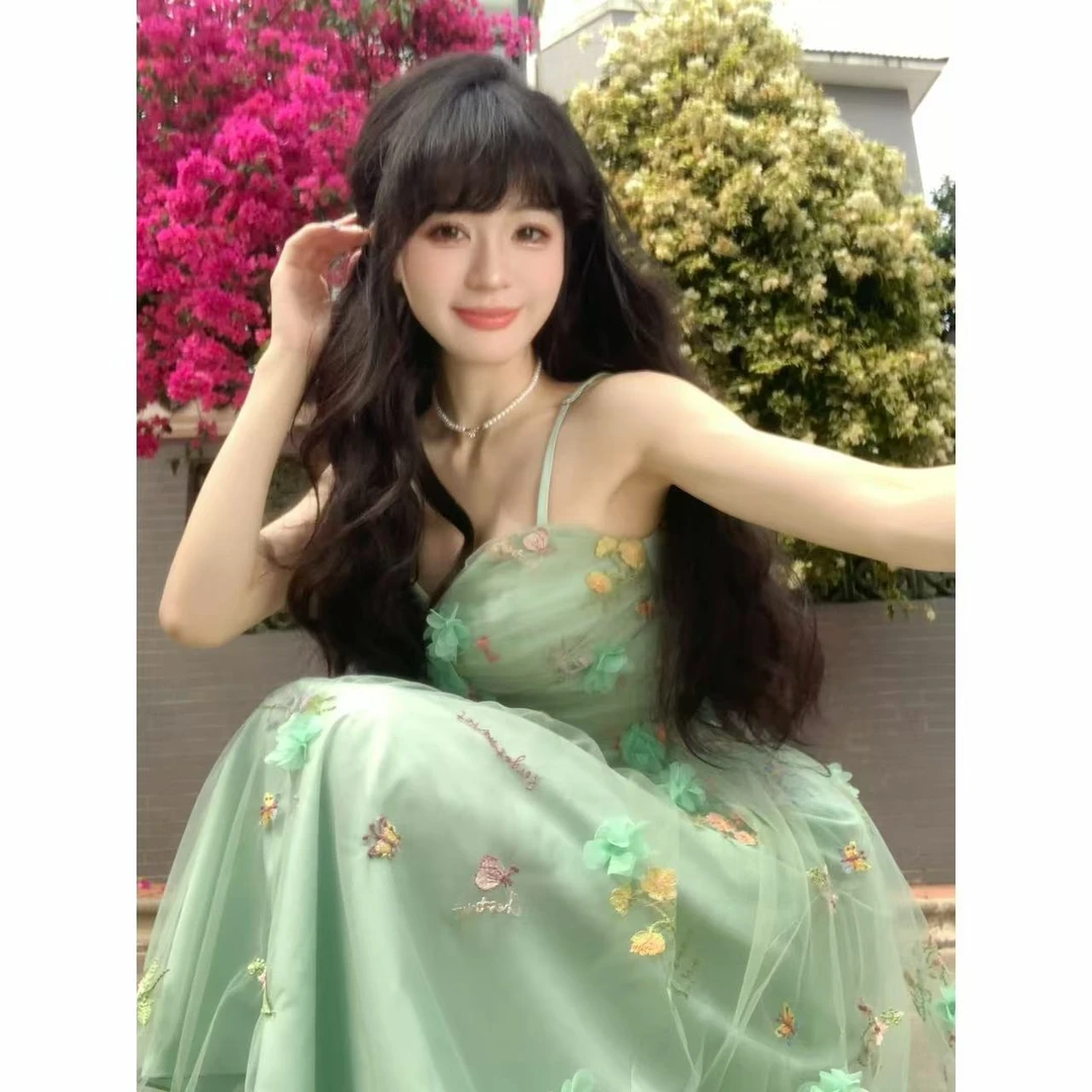 【QIANJIN】‘绿野仙踪’春夏新款女装甜美法式吊带收腰连衣裙QL8659