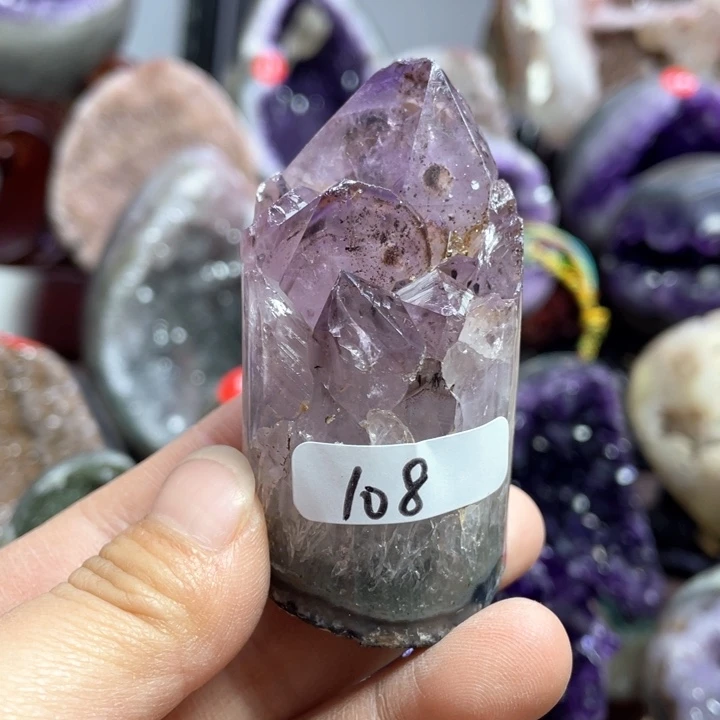 水晶摆件未镶嵌捡漏