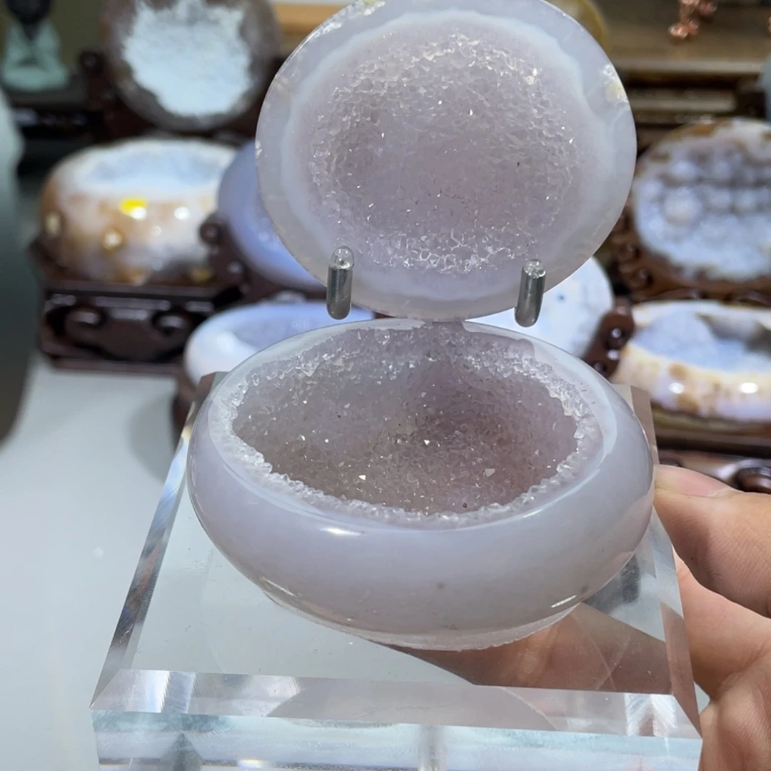 水晶未镶嵌大型摆件（非配饰）聚宝盆