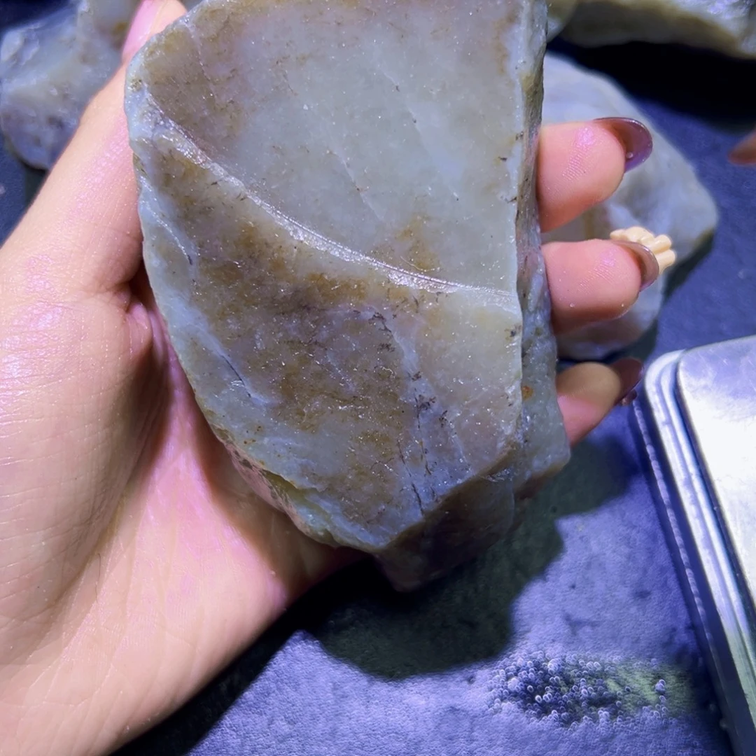 和田玉（糖玉）未镶嵌珠宝半成品