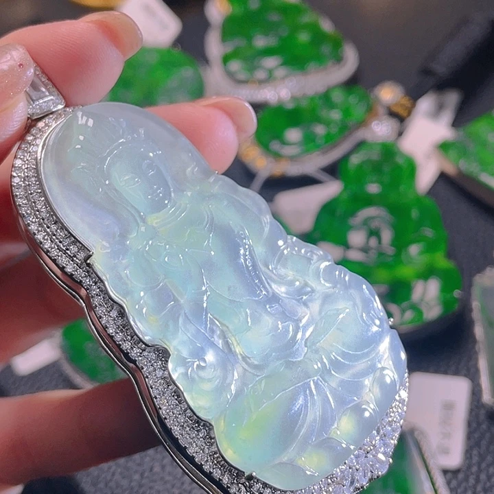 翡翠颈饰未镶嵌94，