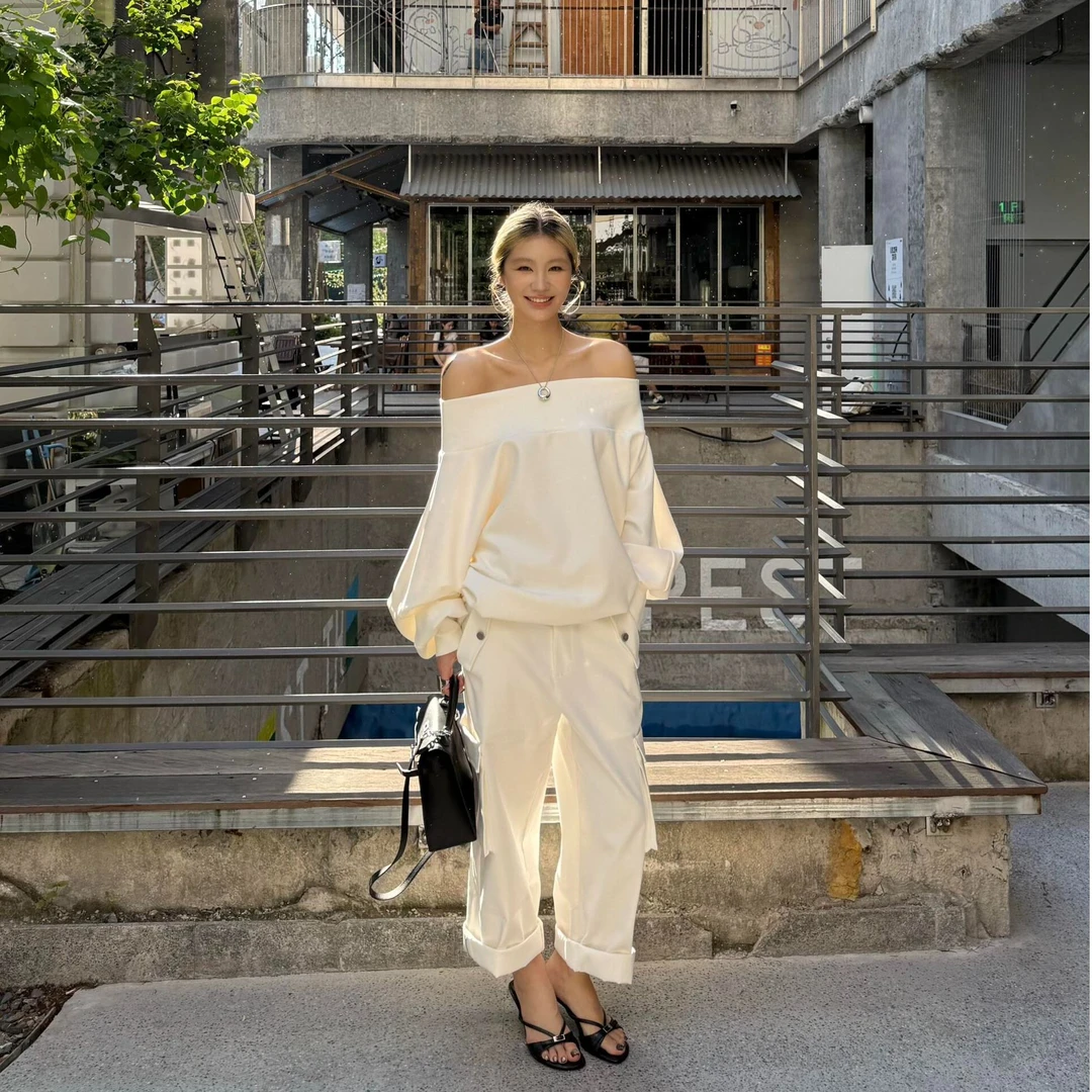 2025秋季简约运动休闲减龄百搭套装一字领斜肩上衣工装长裤两件套