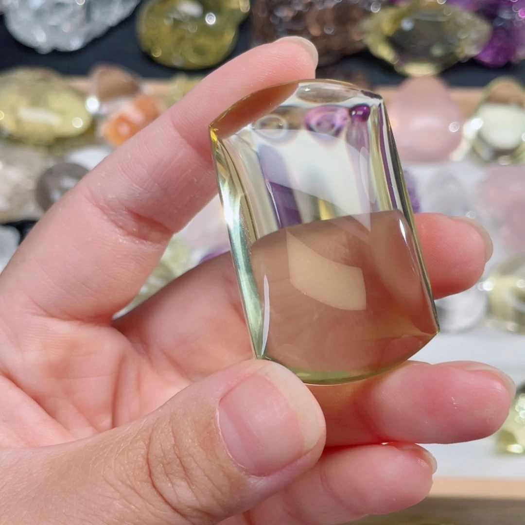 嗯***哈石材天然水晶吊坠摆件