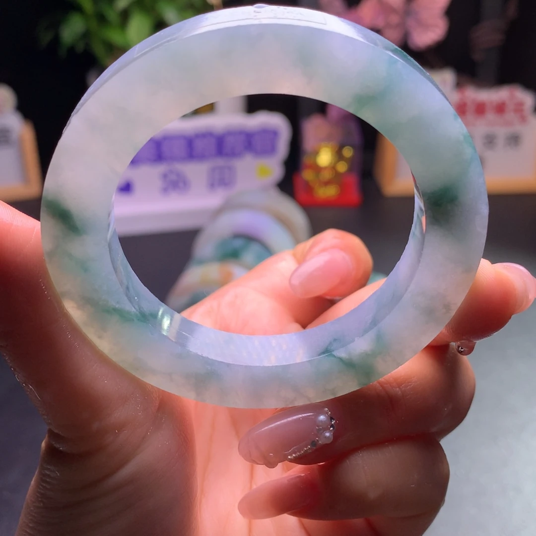 未镶嵌手镯定制翡翠