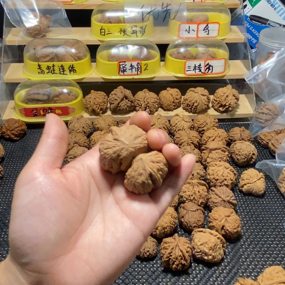 文玩核桃吊坠花*宝核桃异形